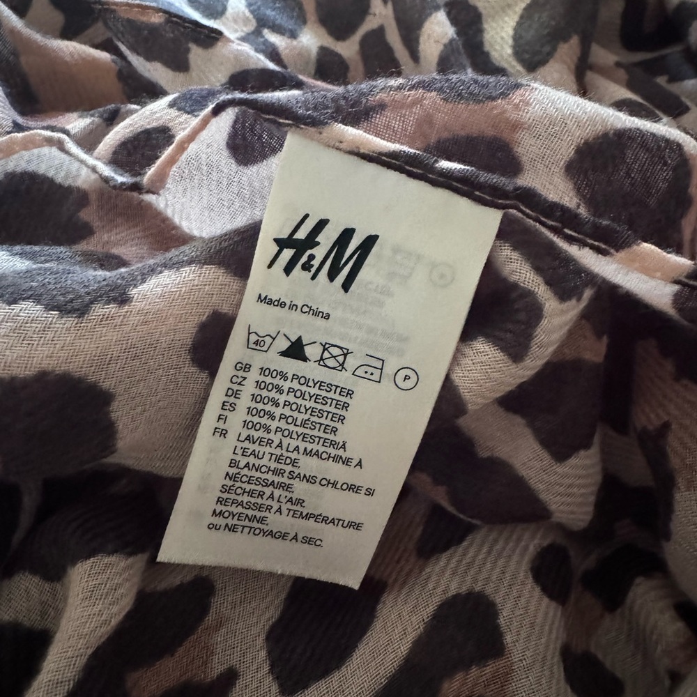 Leopard Print Infinity Scarf - Picture 3 of 3